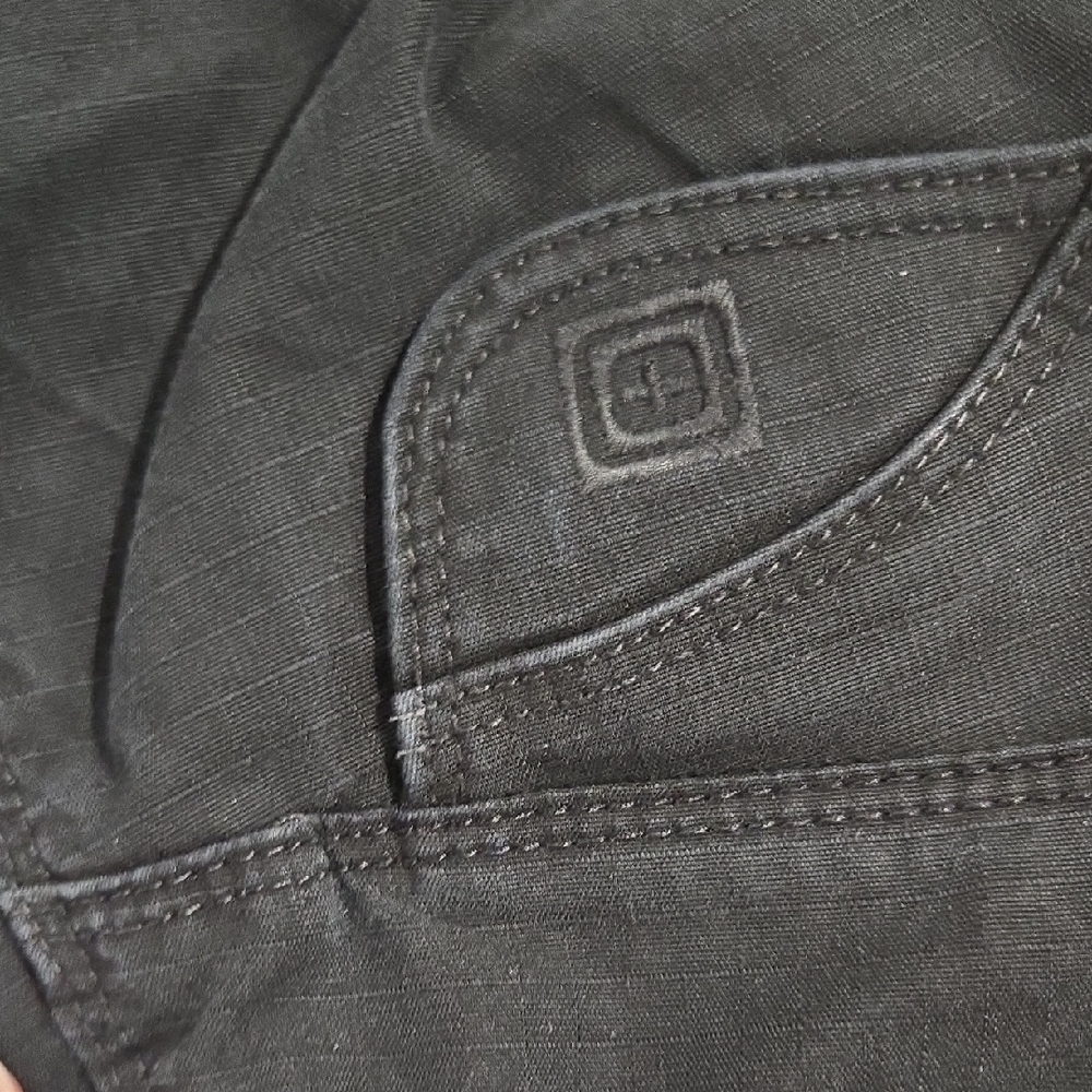 5.11 Tactical Black Cargo Pants - Picture 9 of 13